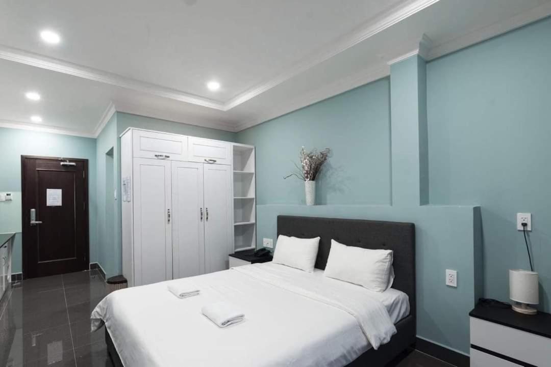 Khách sạn New Milano & 3*